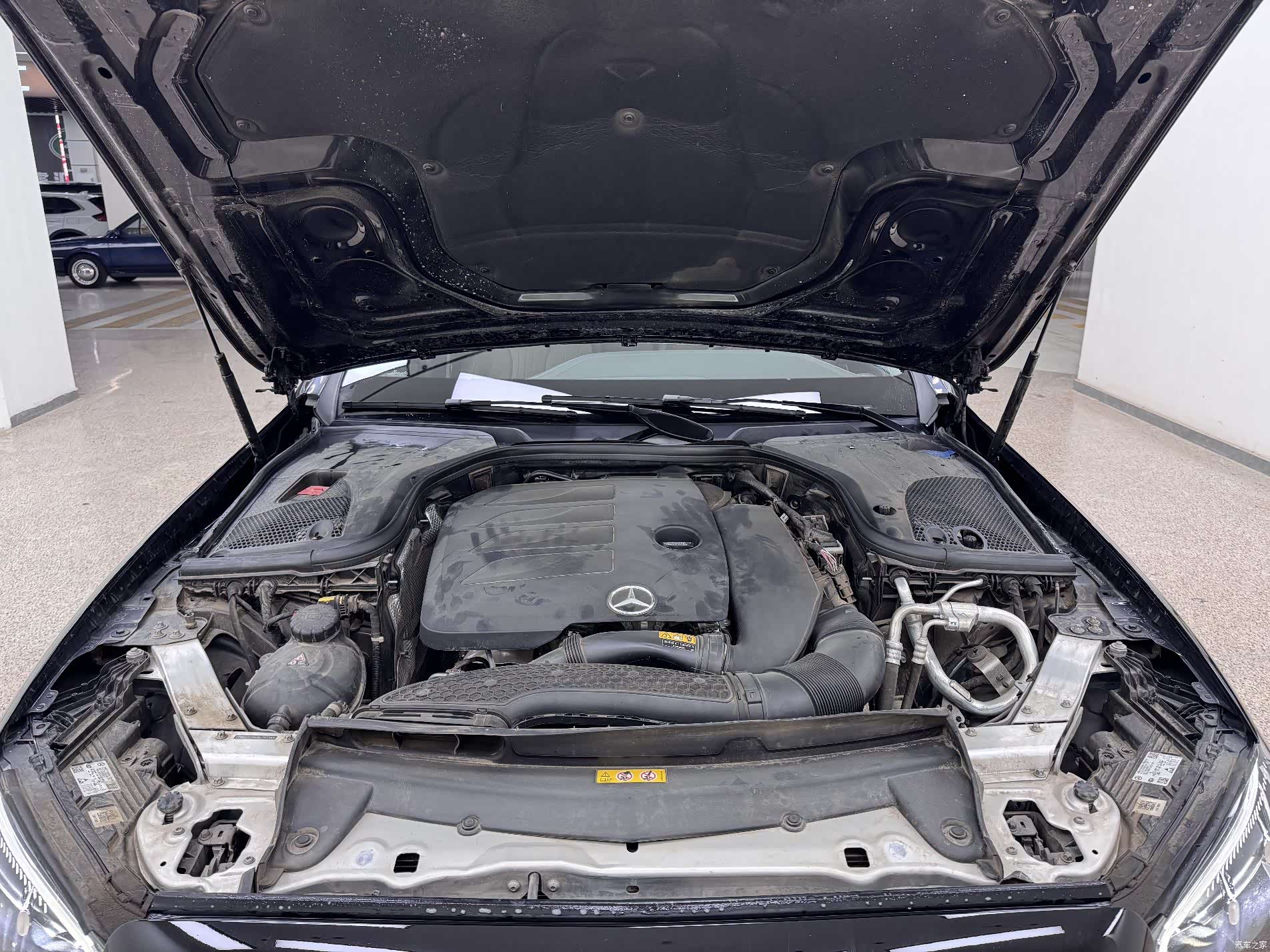 Mercedes-Benz E-Class, 2022 31