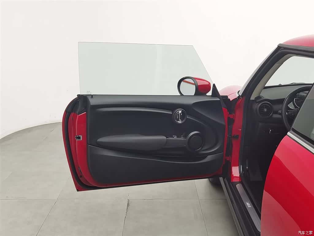 Mini ONE, 2021 8