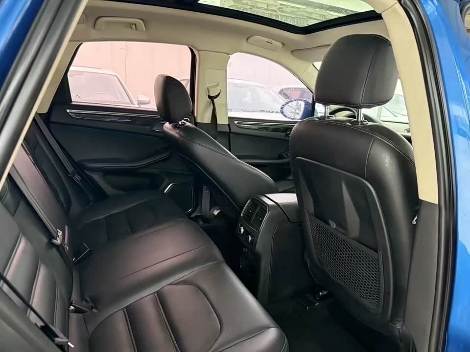 Zotye SR9 Zotye SR9