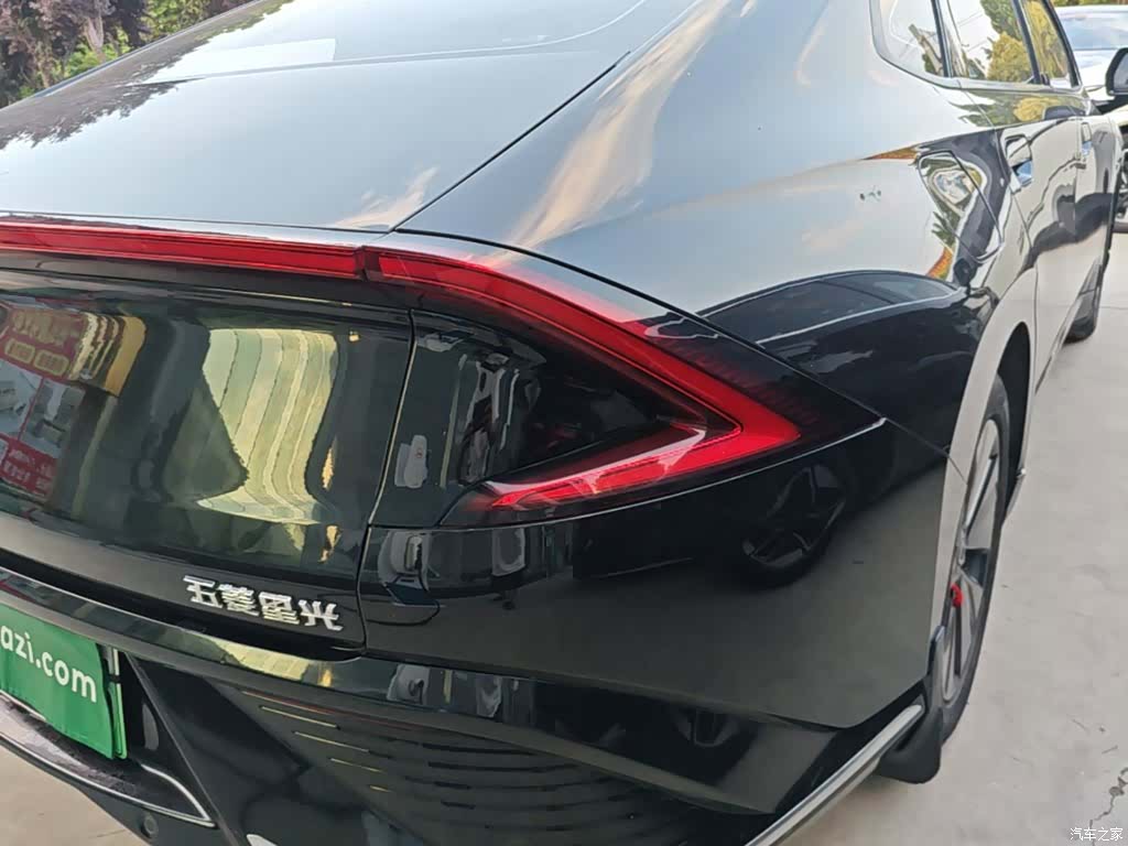 Wuling Starlight, 2024 8