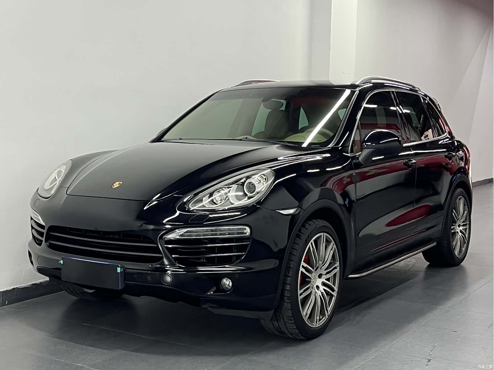 Porsche Cayenne, 2014 1