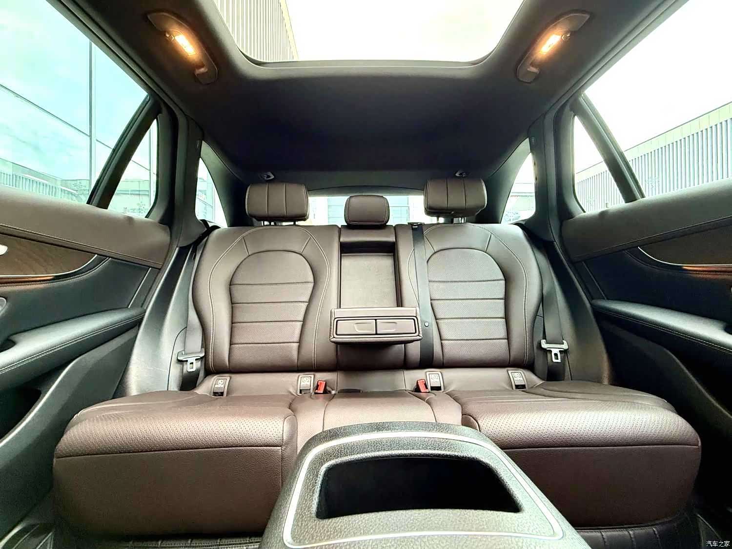 Mercedes-Benz GLC, 2019 12