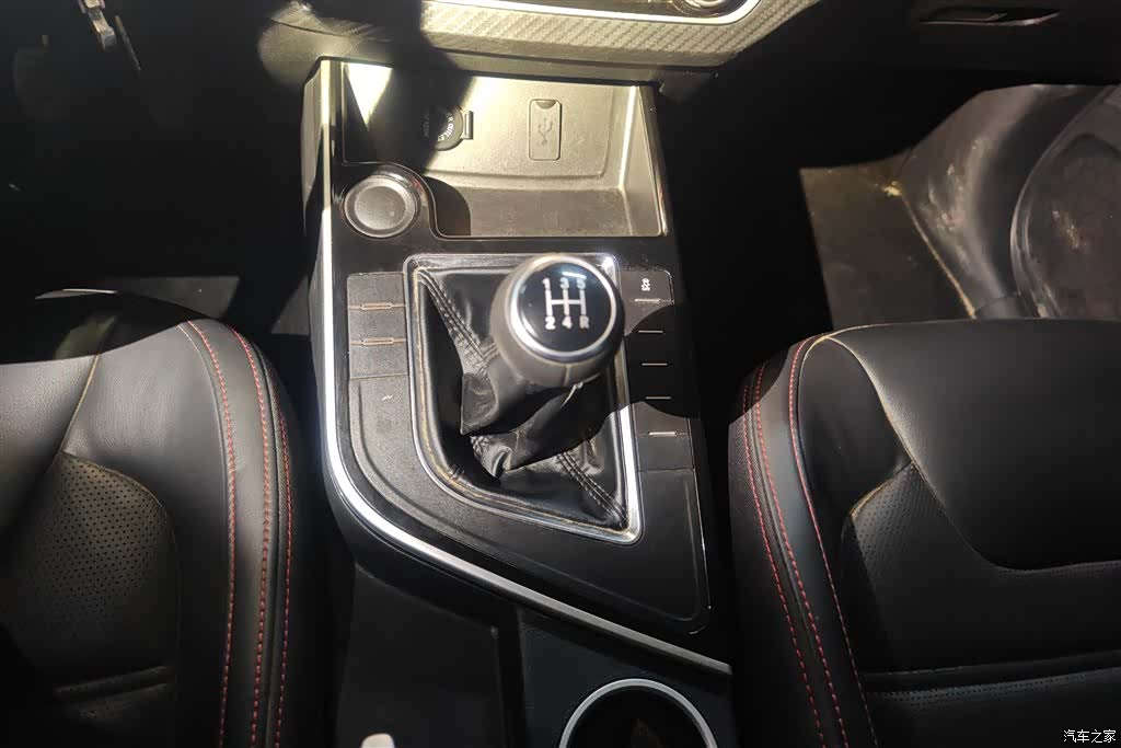 DongFeng SX6, 2020 16