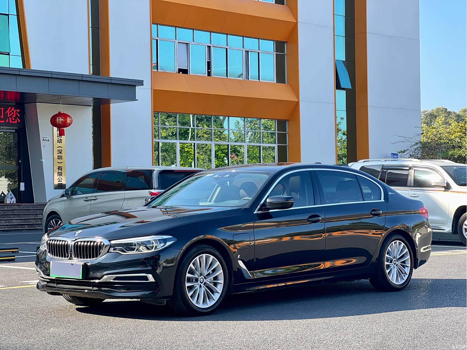 BMW 5 Series, 2019 1