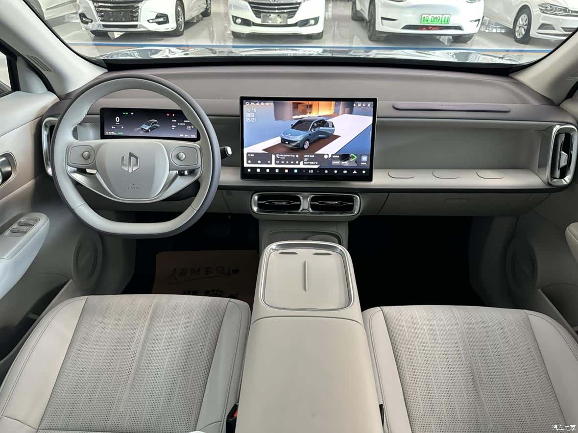 Leapmotor B10, 2025 13