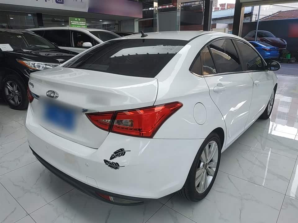 Chery Arrizo 5