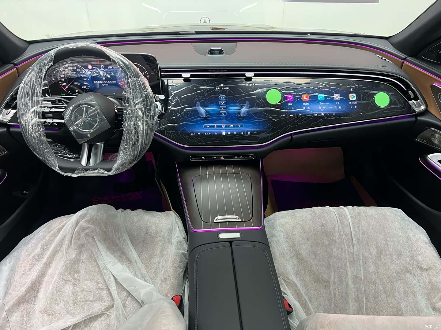 Mercedes-Benz E-Class, 2026 12