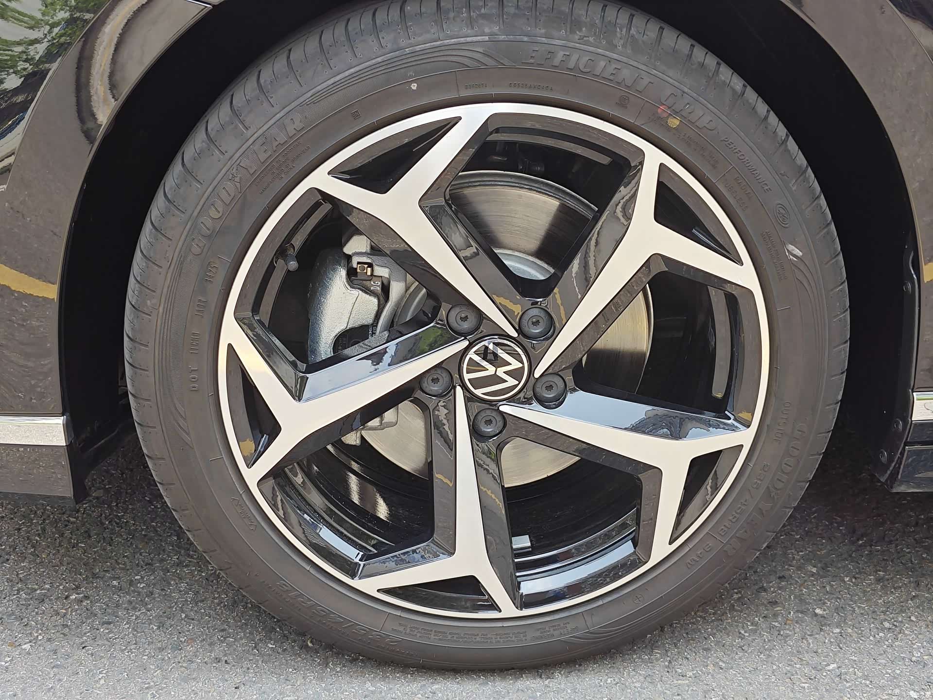 Volkswagen Magotan, 2025 все фото