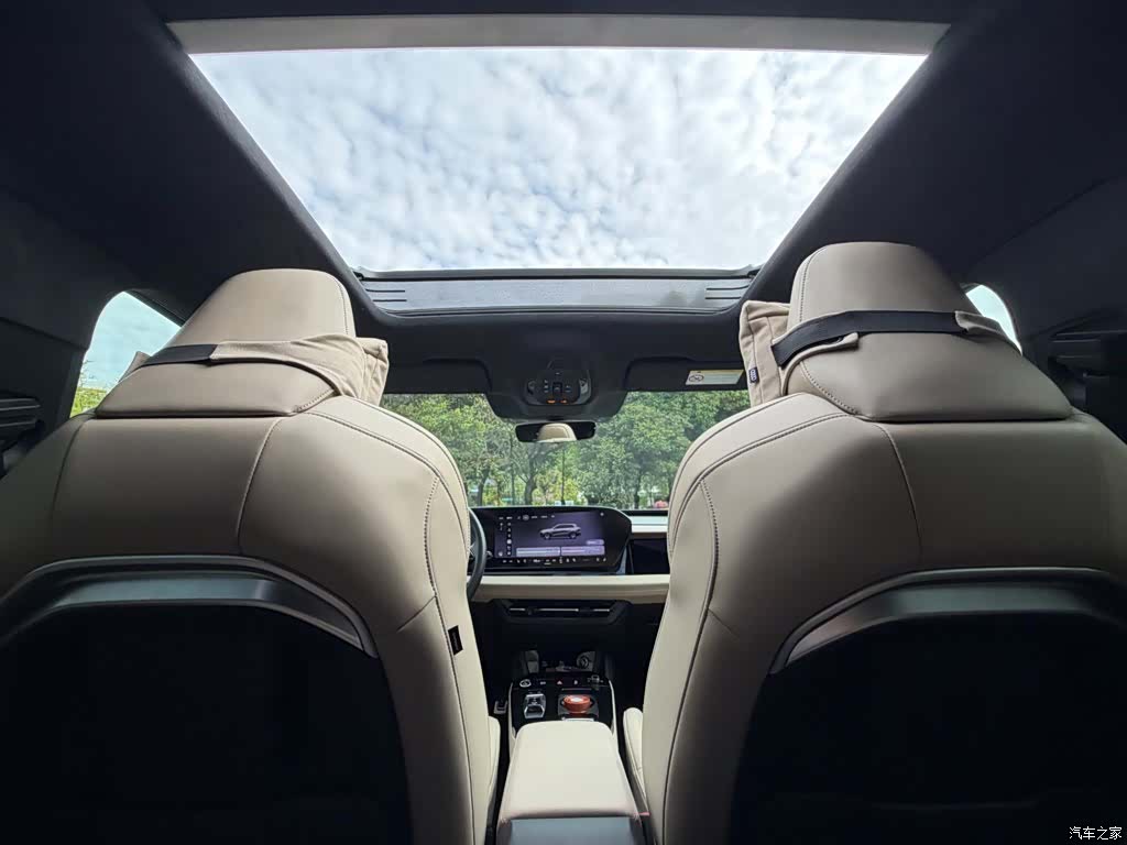 Audi e-tron, 2025 23