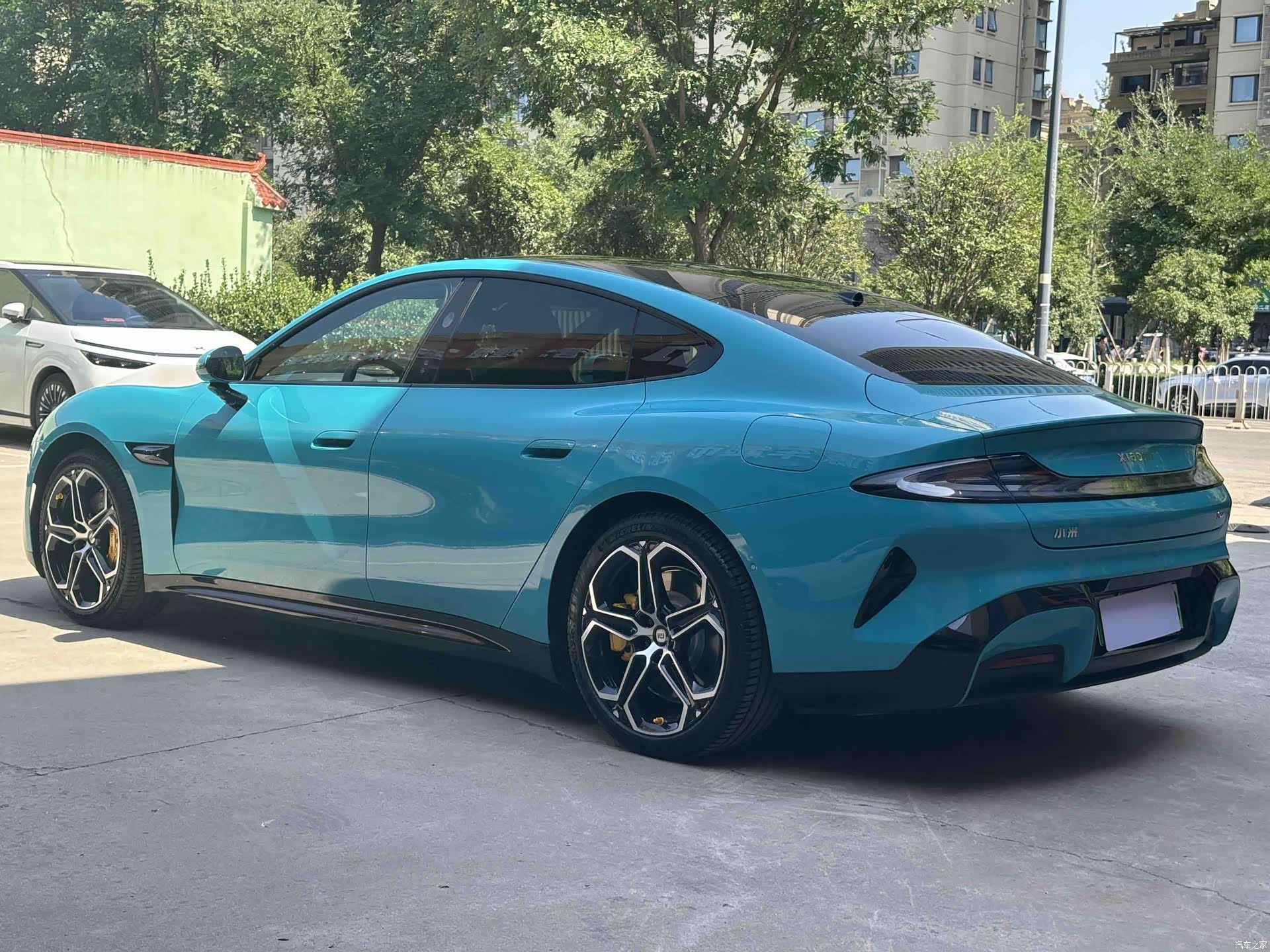 Xiaomi SU7, 2025 6