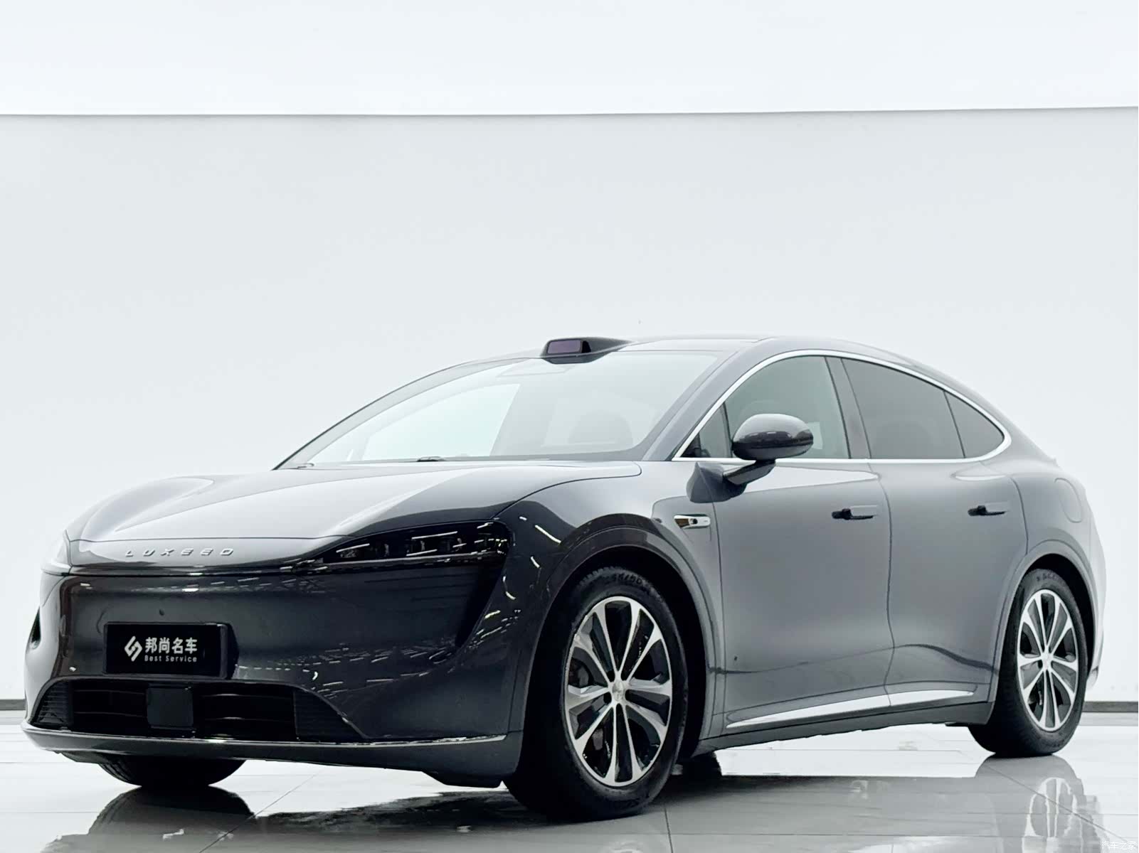 Luxeed R7, 2025 1