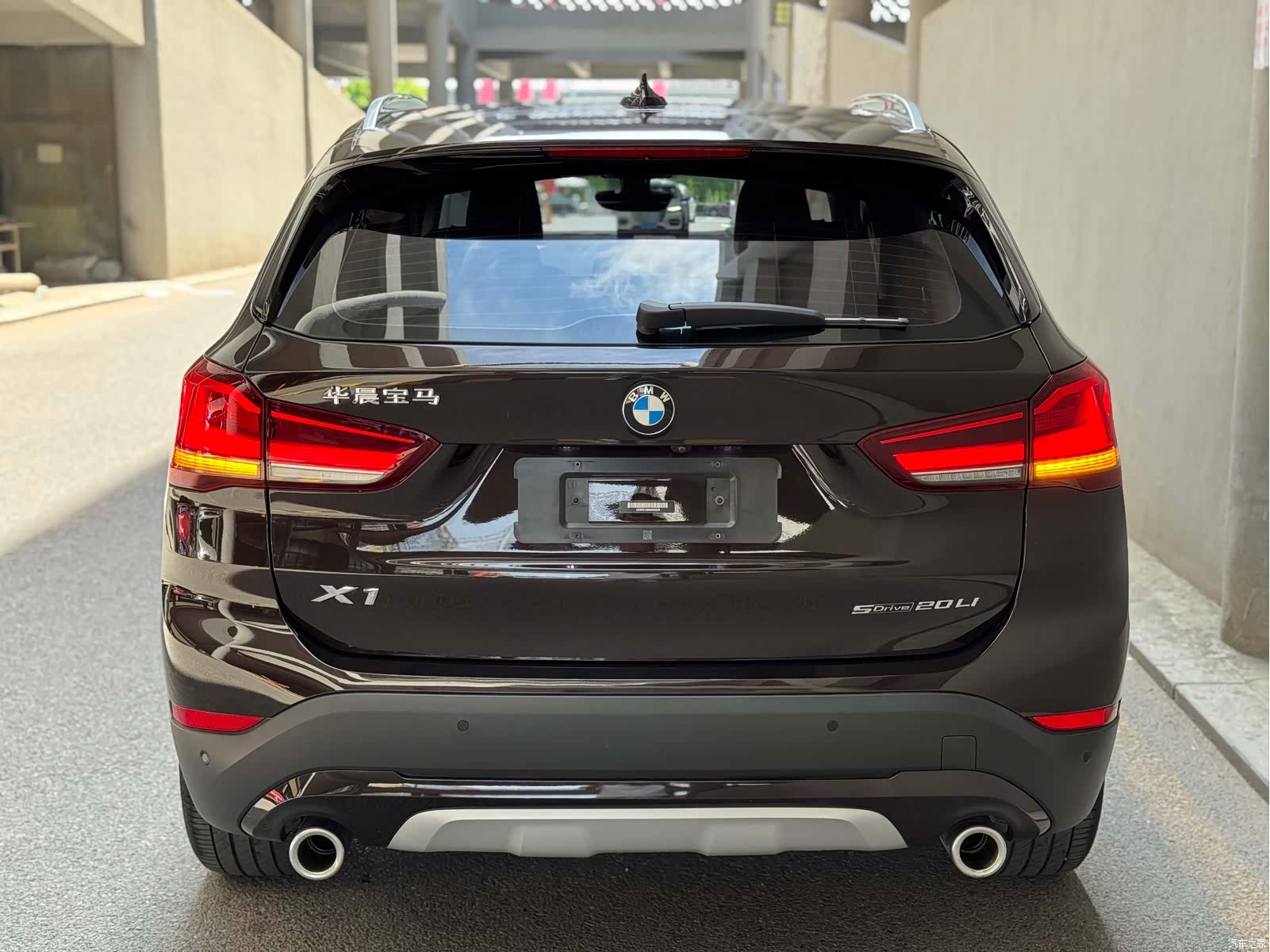 BMW X1, 2022 все фото