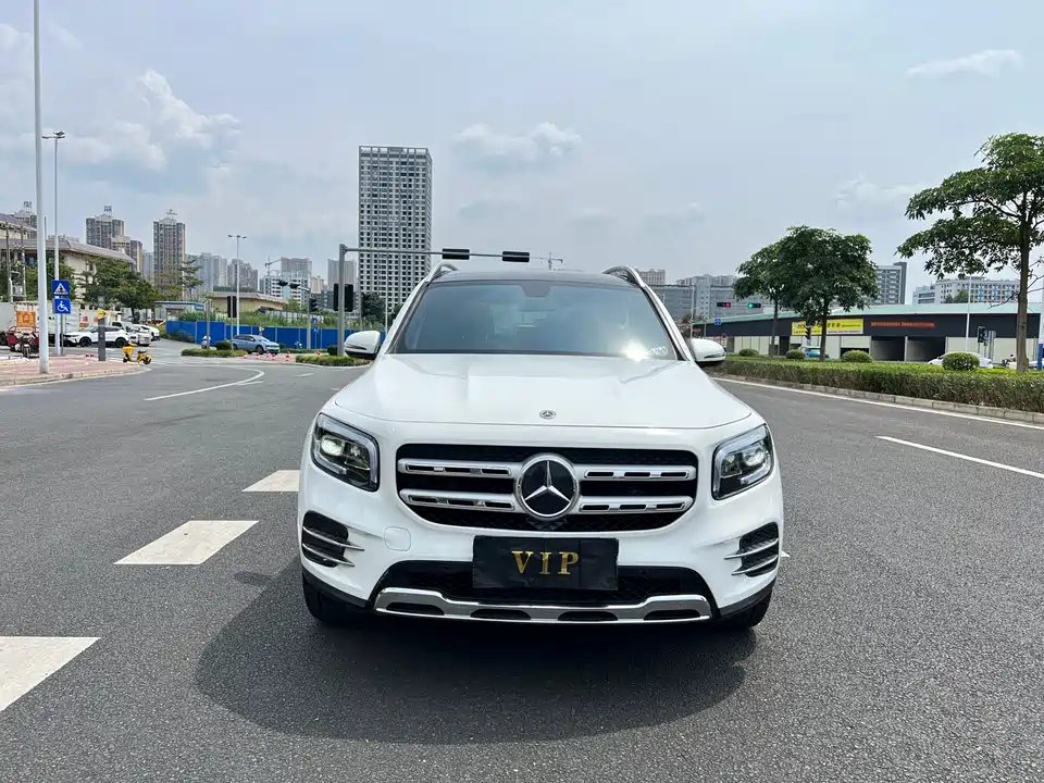 Mercedes-Benz GLB