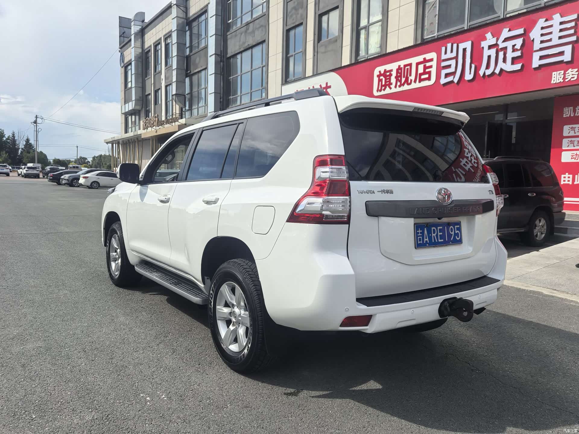 Toyota Prado, 2015 9