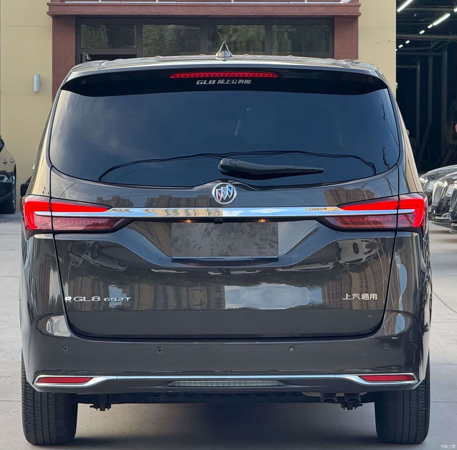 Buick GL8, 2021 7
