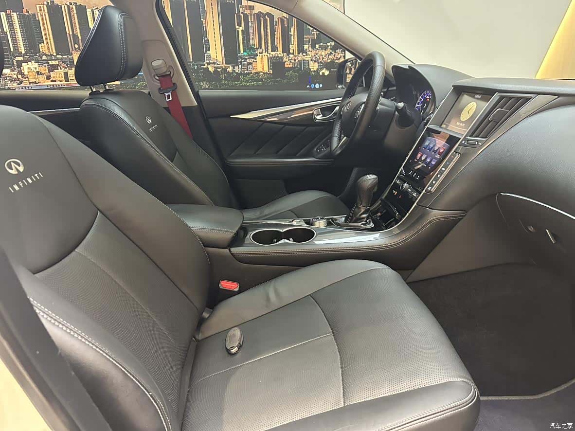 Infiniti Q50, 2014 9