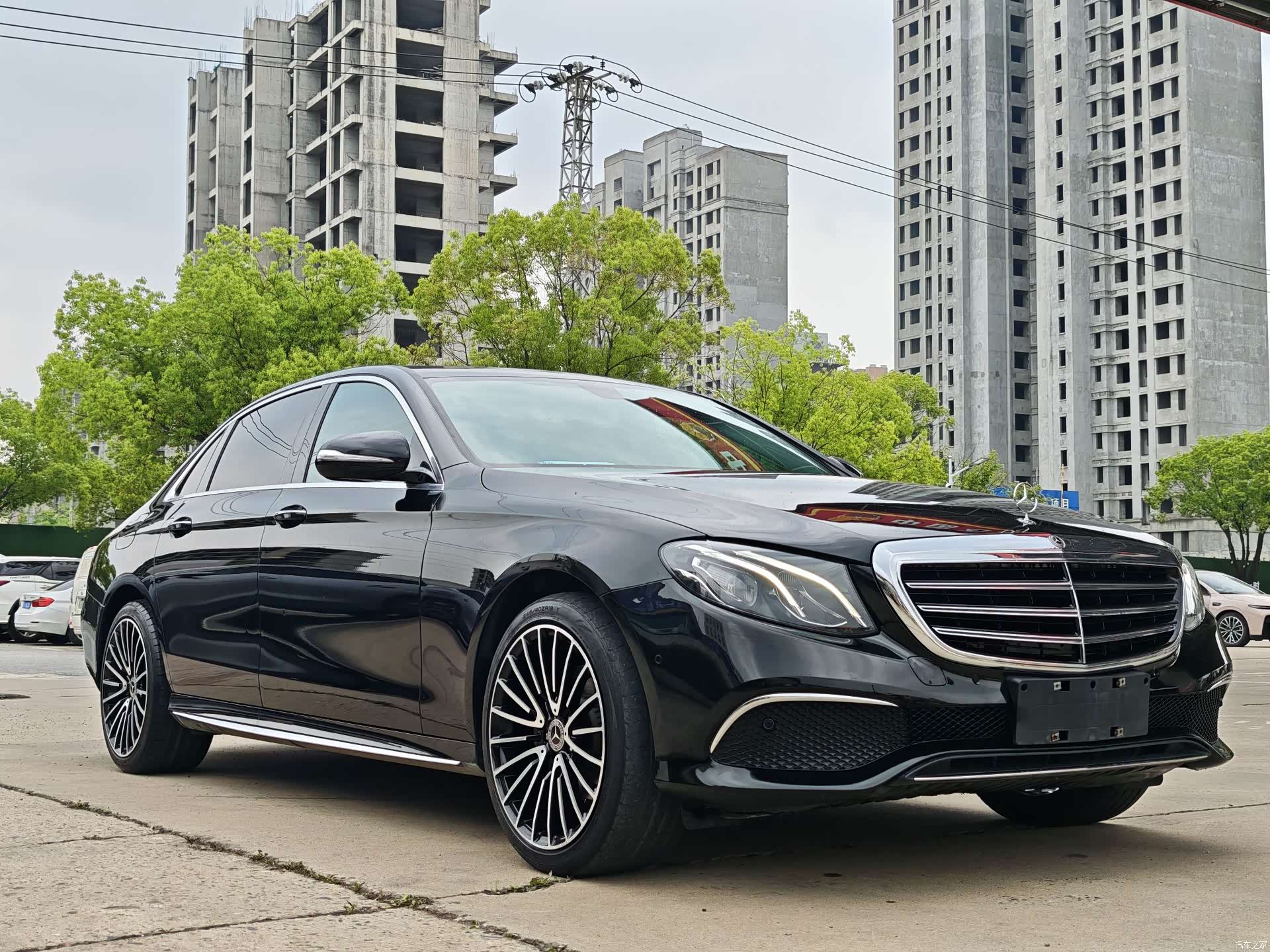 Mercedes-Benz E-Class, 2019 3
