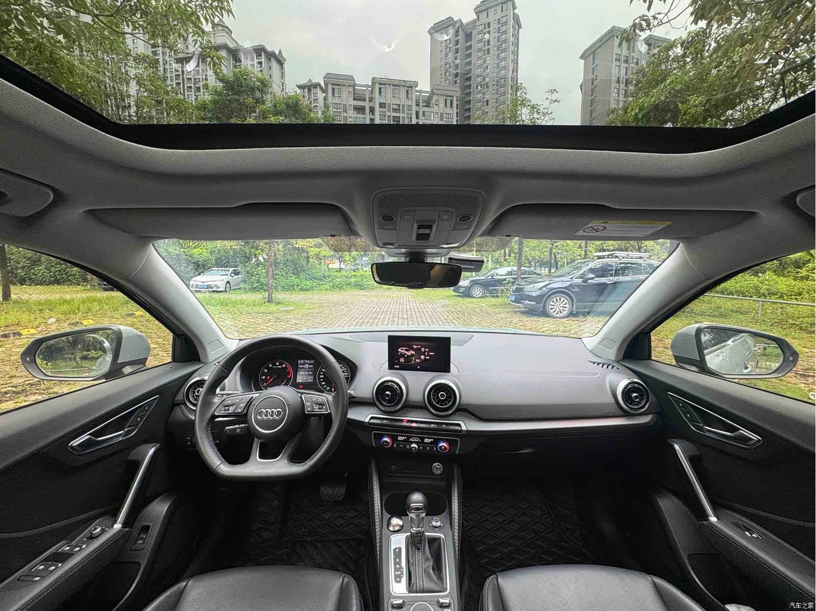 Audi Q2L, 2022 17