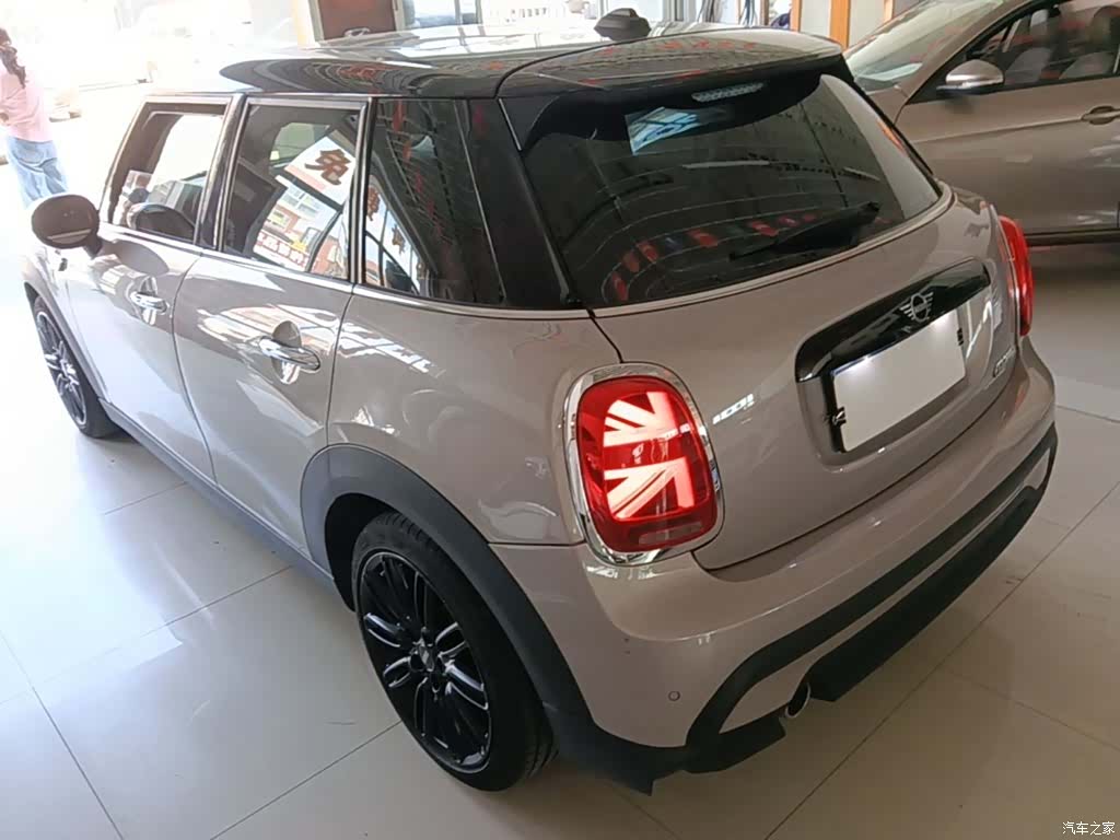 Mini Cooper, 2021 все фото