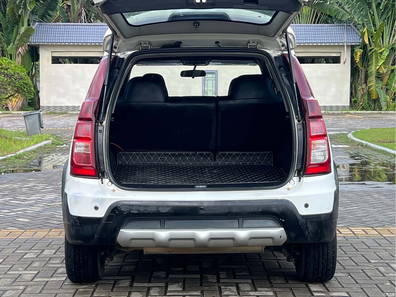 DongFeng X5, 2015 17