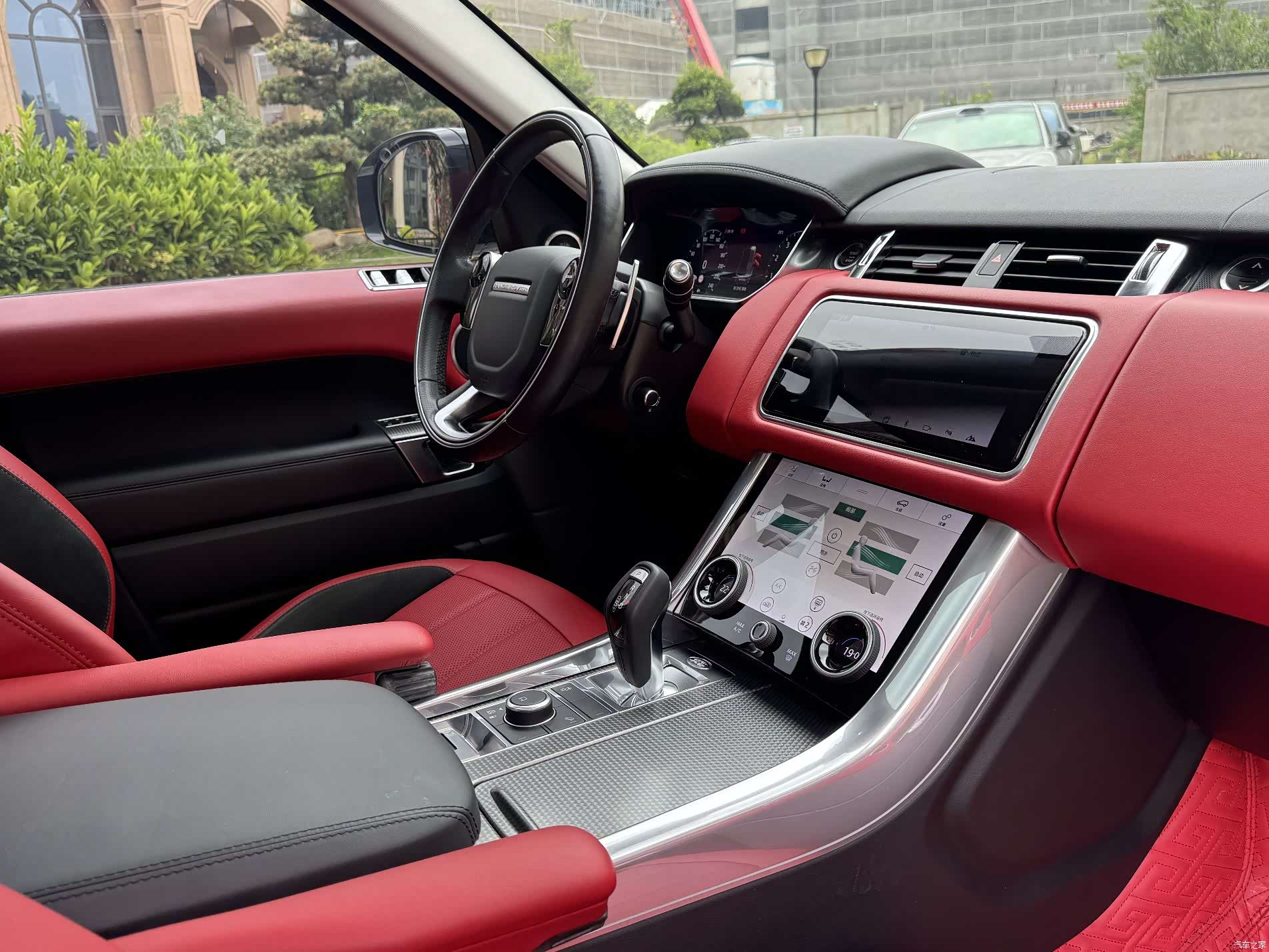 Land Rover Range Rover, 2020 11