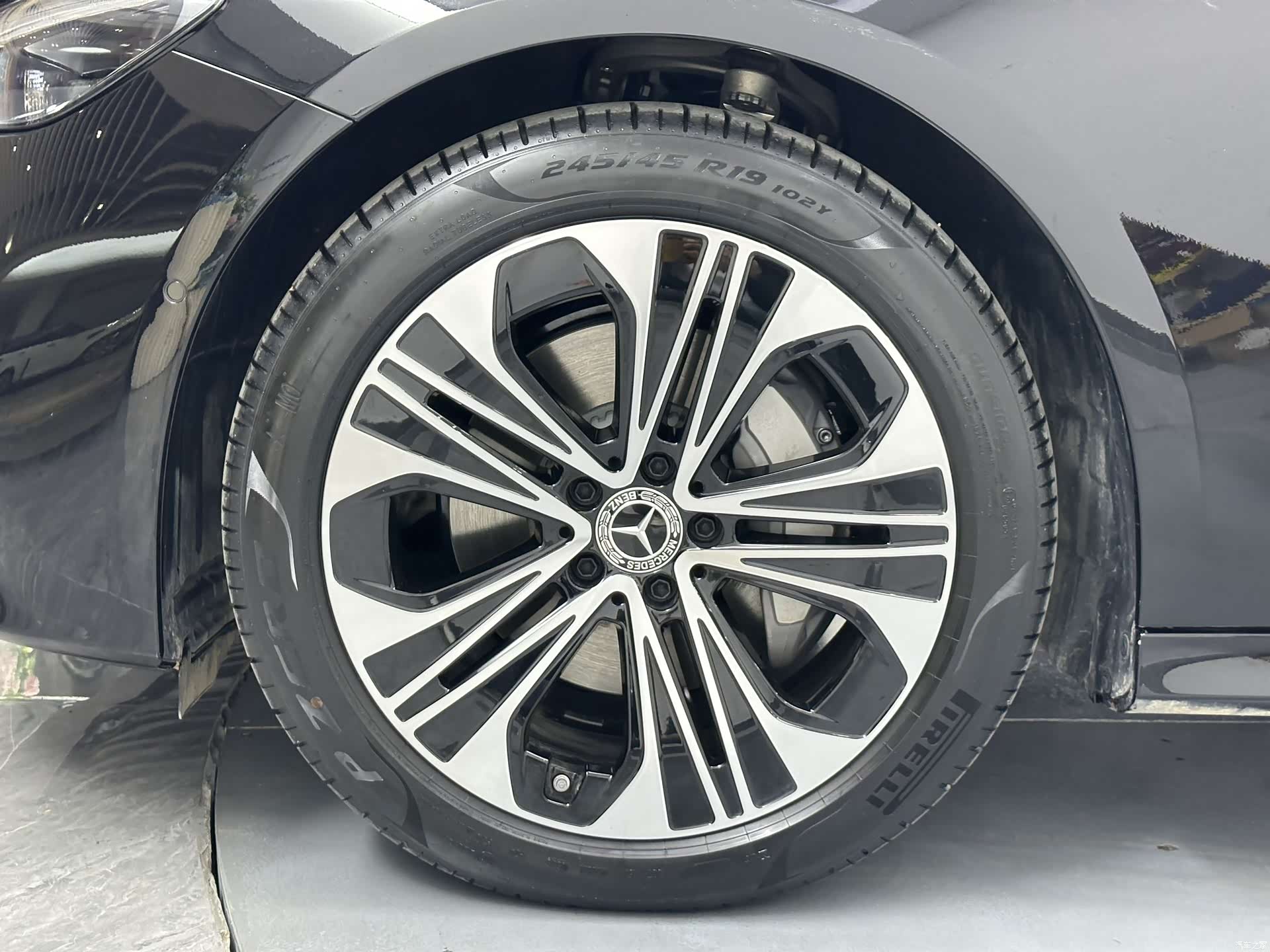 Mercedes-Benz E-Class, 2026 23