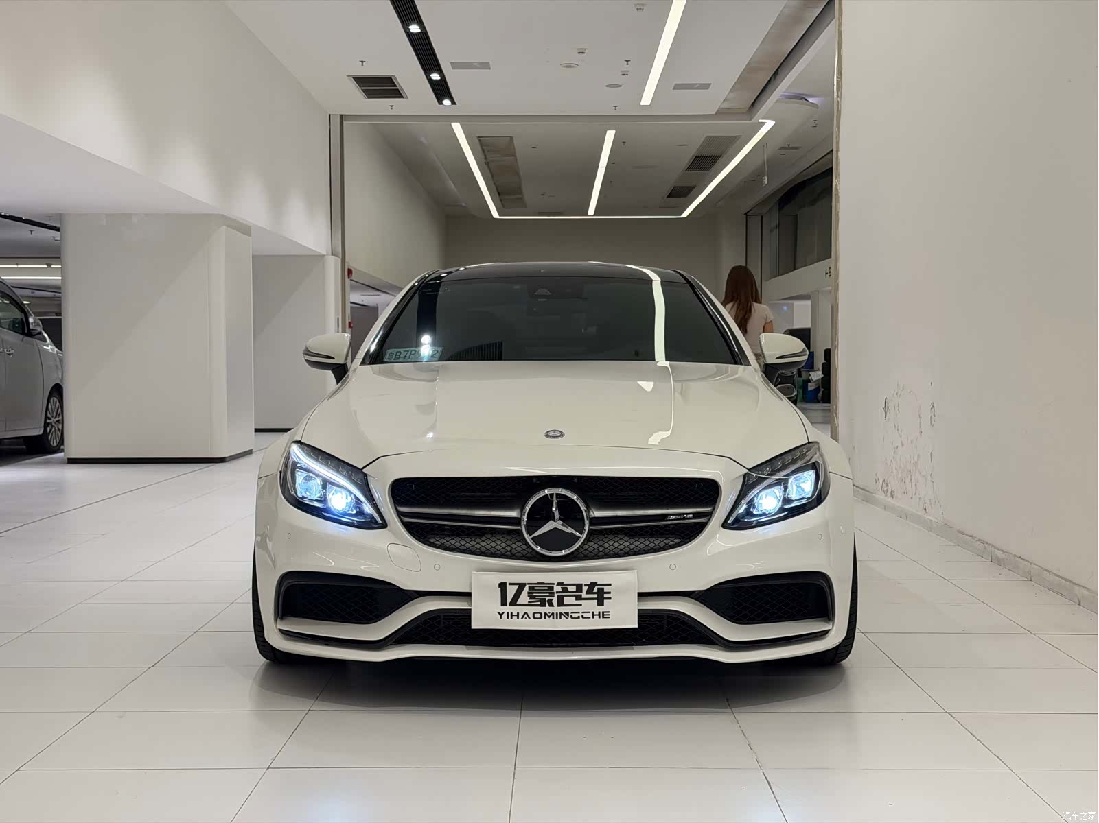 Mercedes-Benz C-Class, 2018 1
