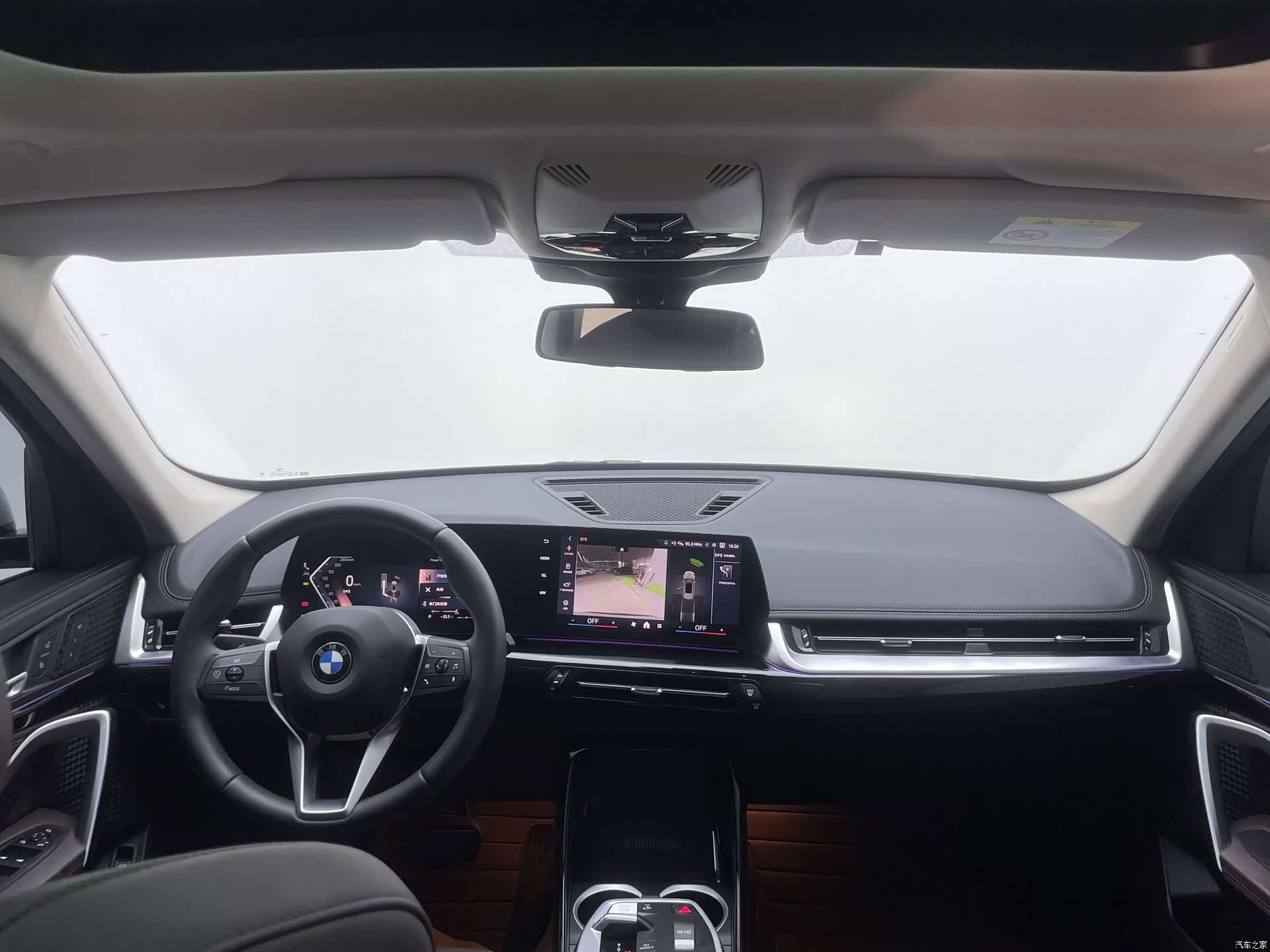 BMW X1, 2025 29