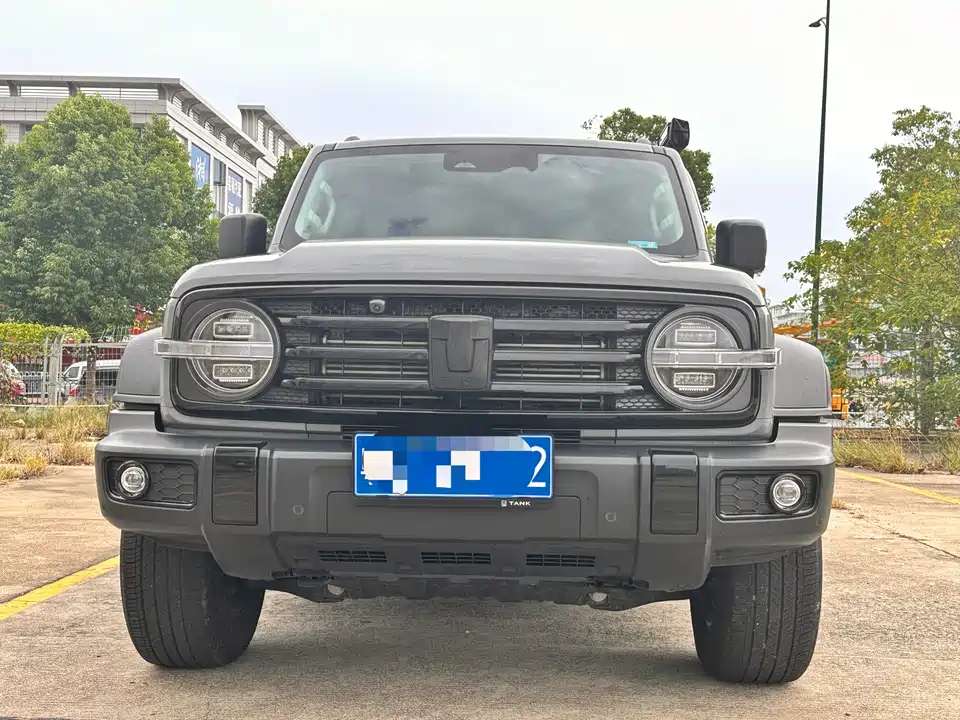 Tank 300 Tank 300