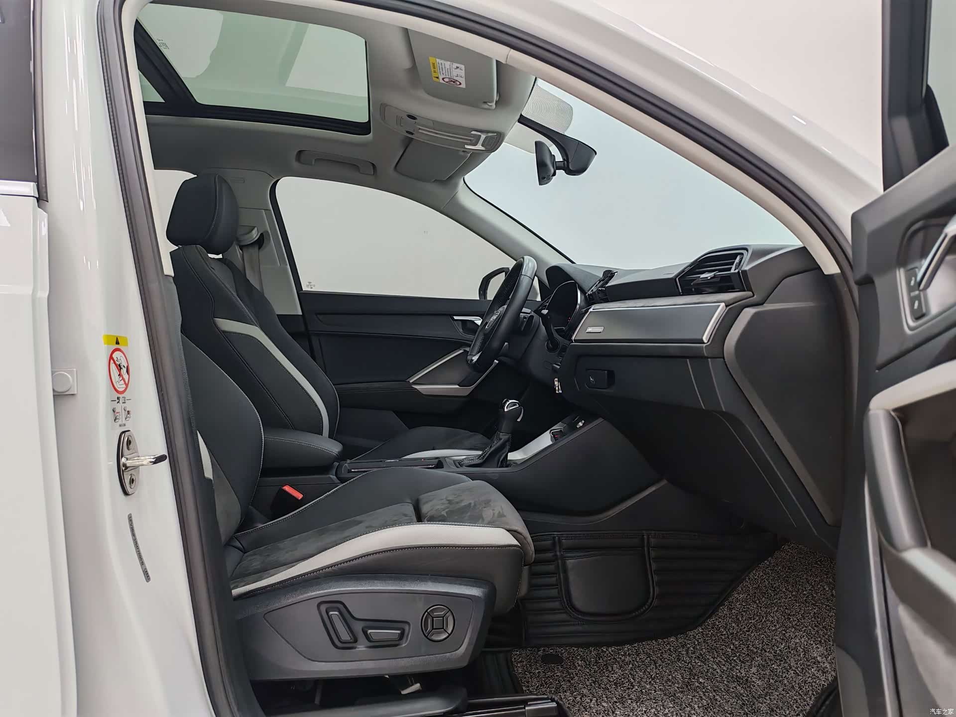 Audi Q3, 2022 9