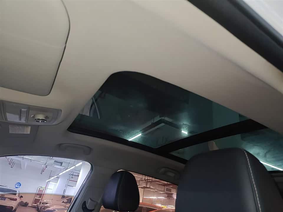 Roewe RX5 Roewe RX5