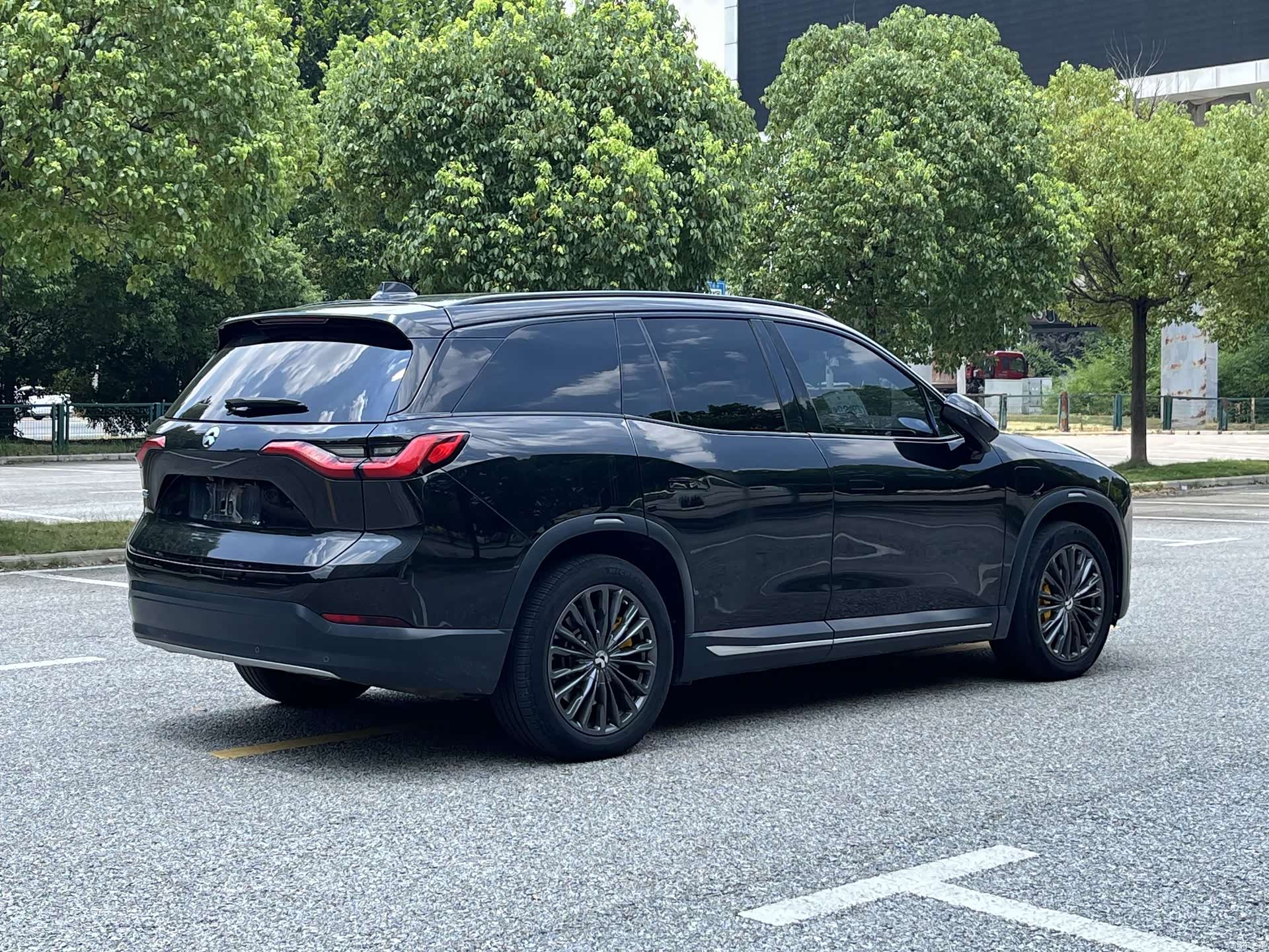 NIO ES8, 2018 9