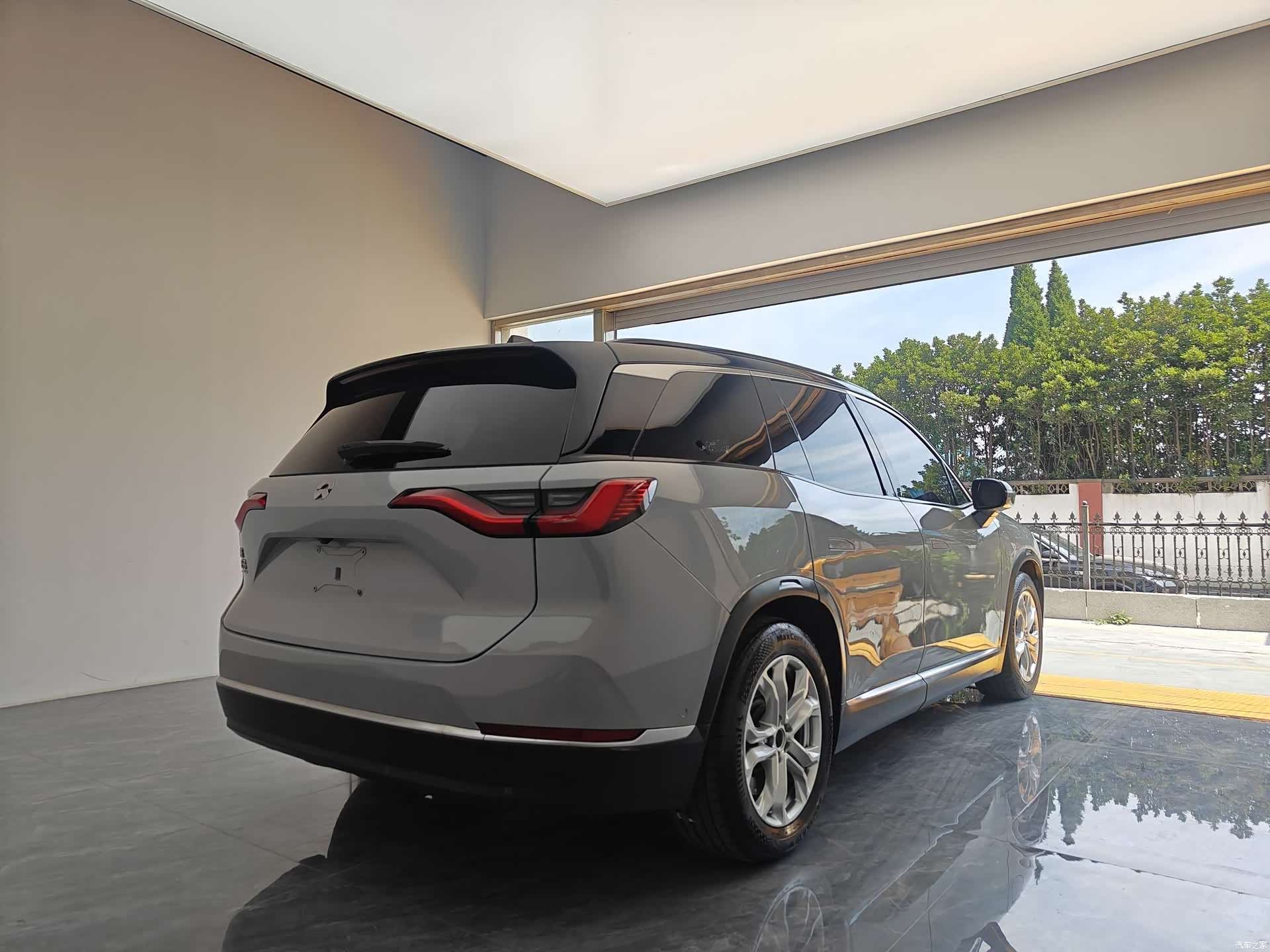NIO ES8, 2021 6