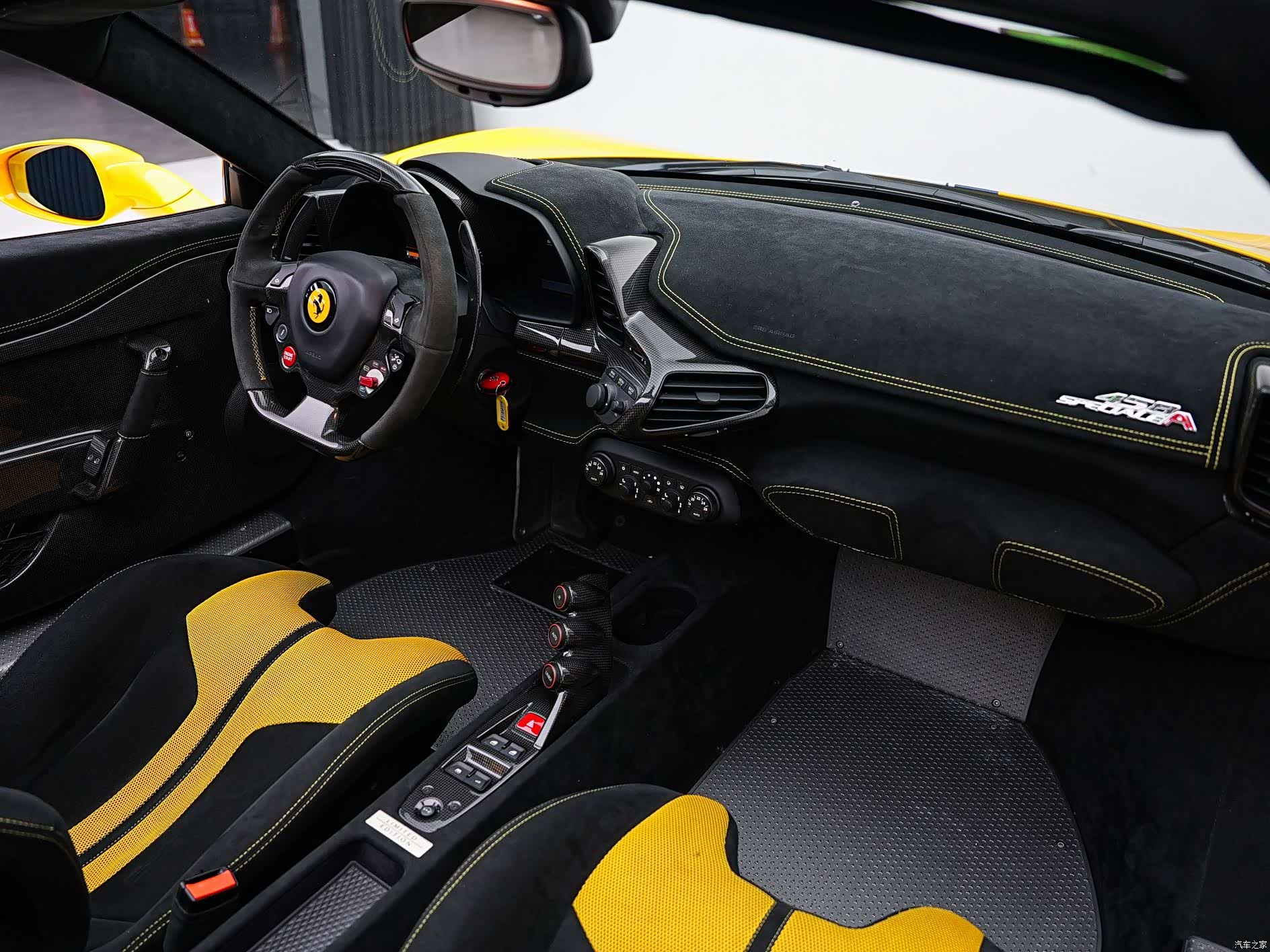 Ferrari 458, 2016 19