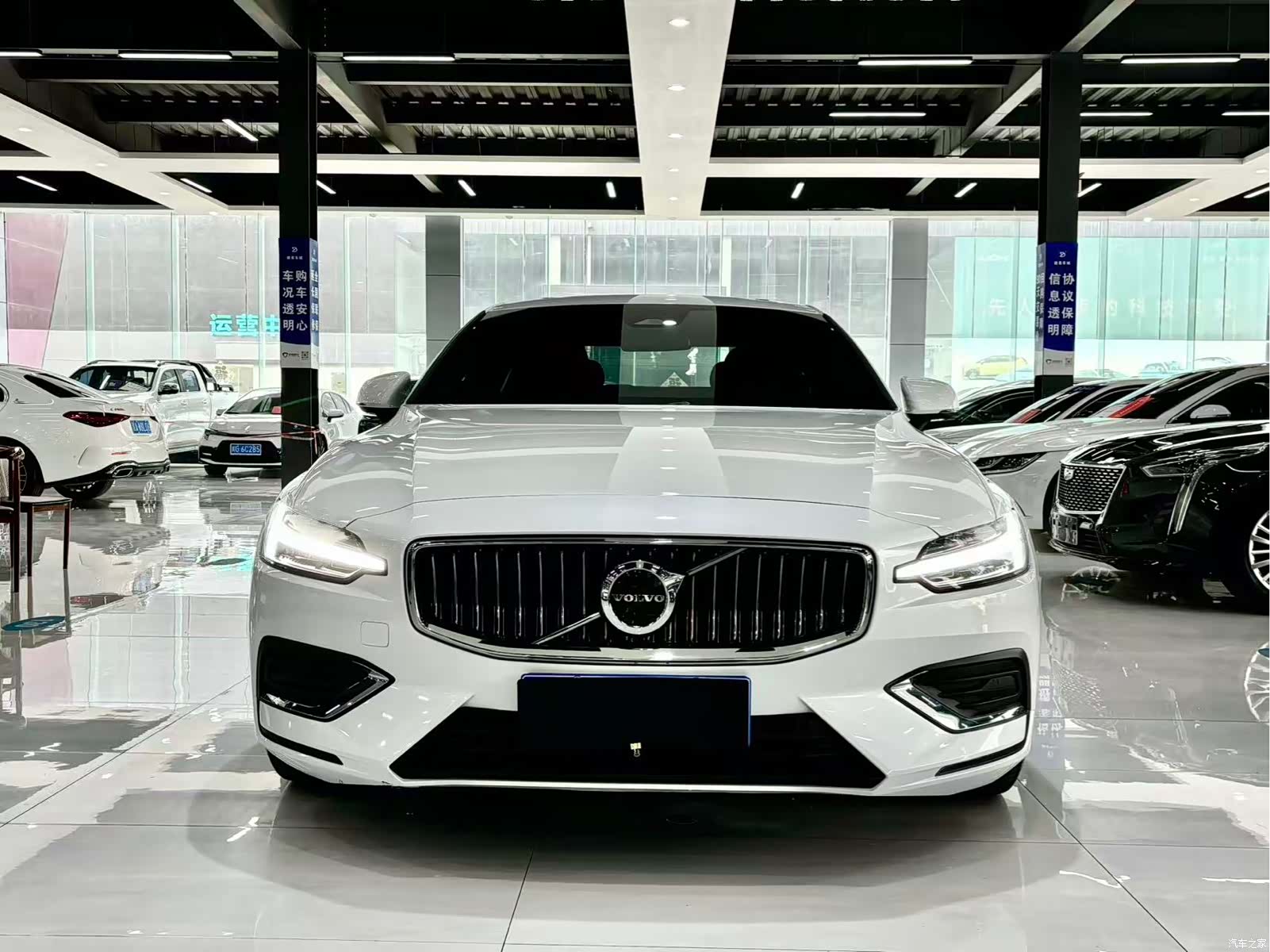 Volvo S60, 2025 2