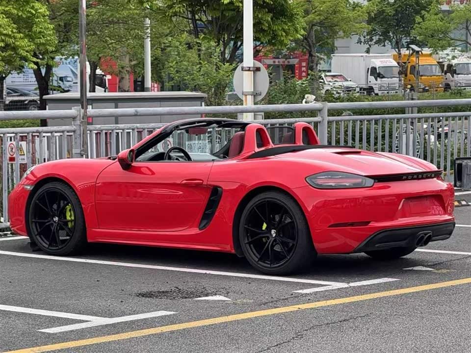 Porsche 718