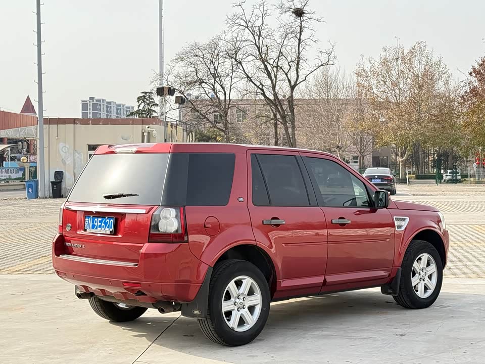 Land Rover Freelander 2