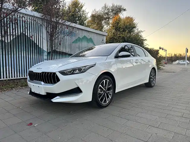 Kia K3 2023 — купить из Китая под заказ
