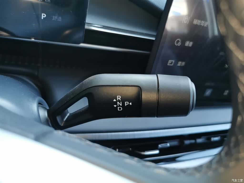 Geely Galaxy E5, 2026 14