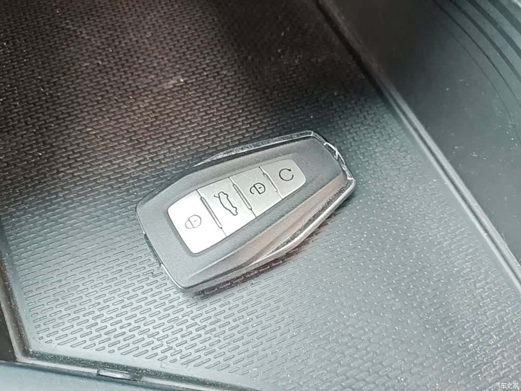Geely Binray, 2023 9