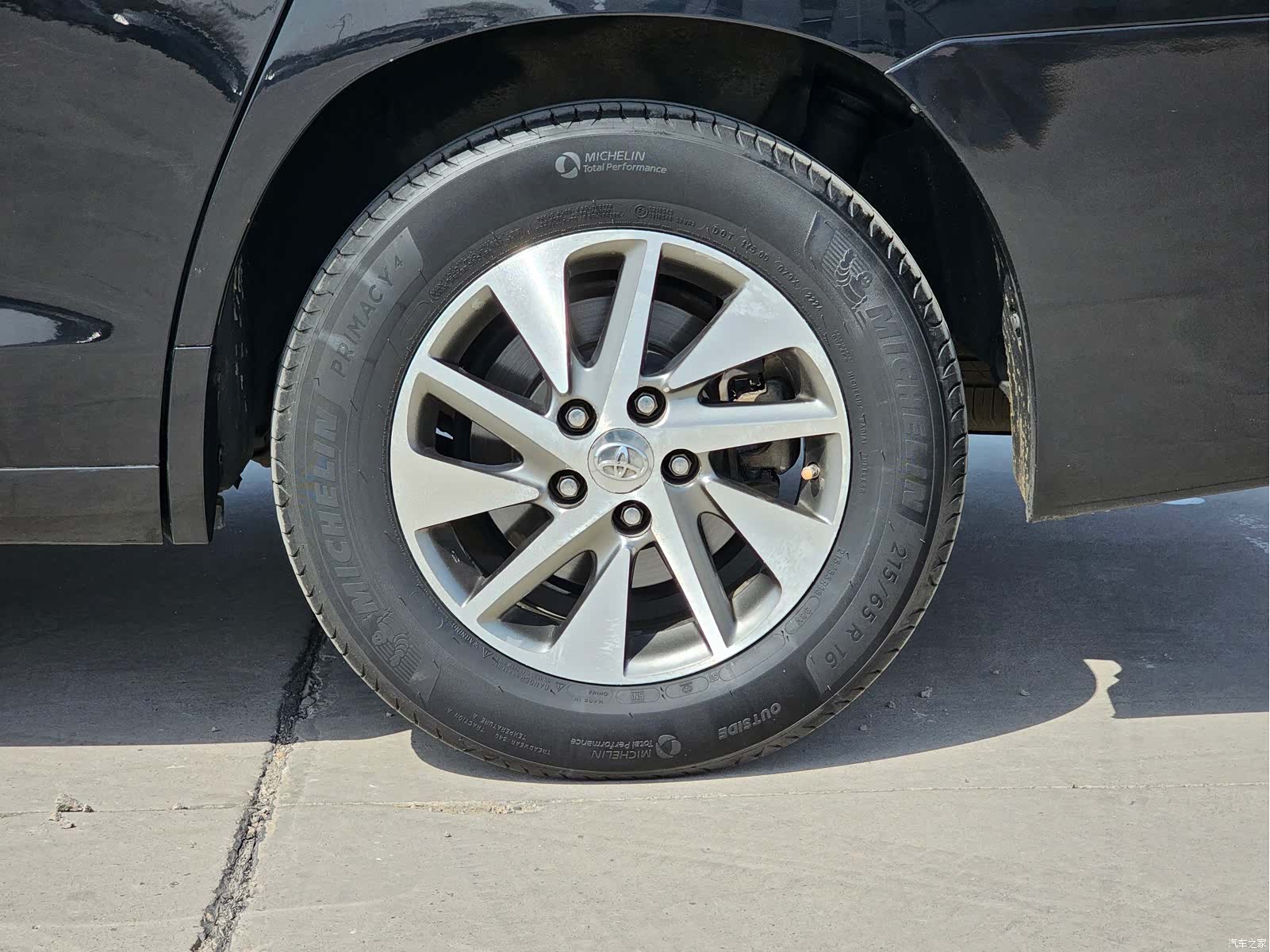 Toyota Alphard, 2012 28