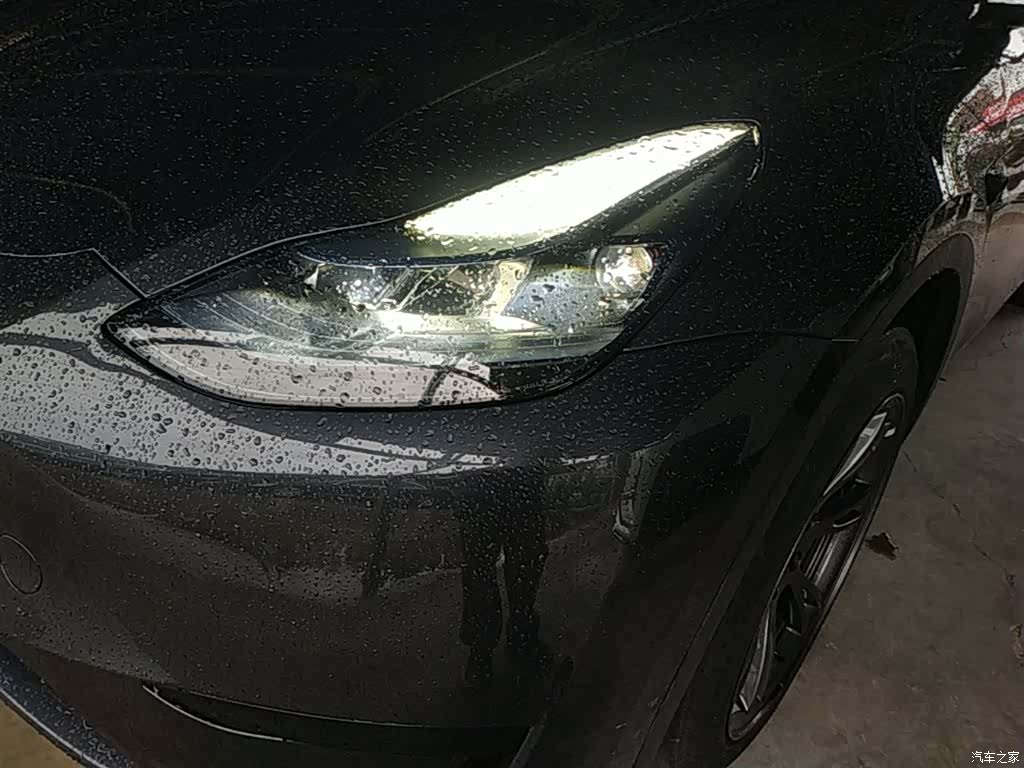 Tesla Model Y, 2024 24