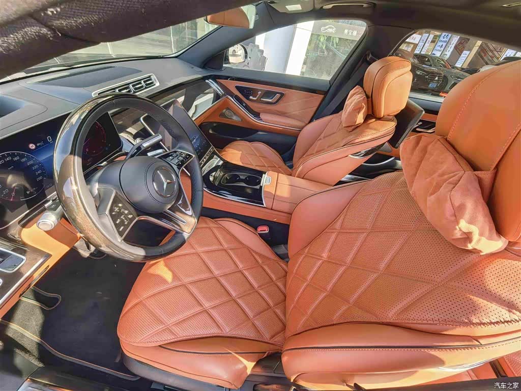 Maybach S-Class, 2024 4