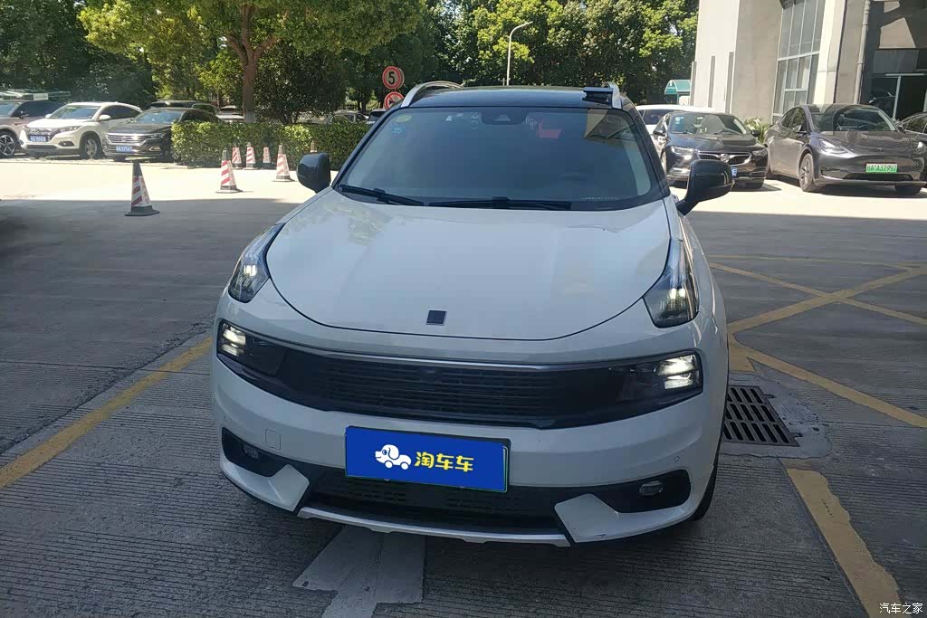 Lynk & Co 01, 2019 2