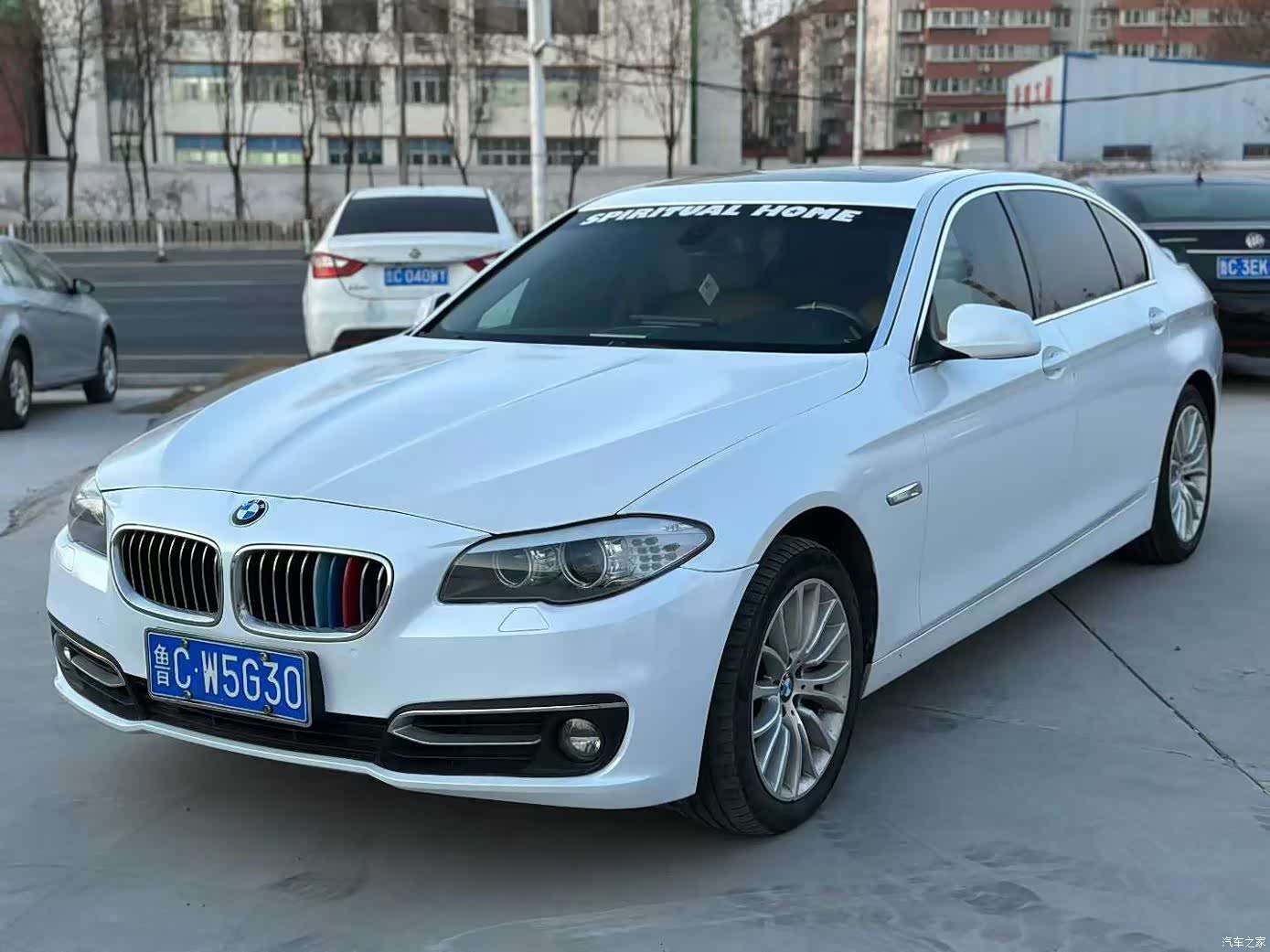 BMW 5 Series, 2011 1