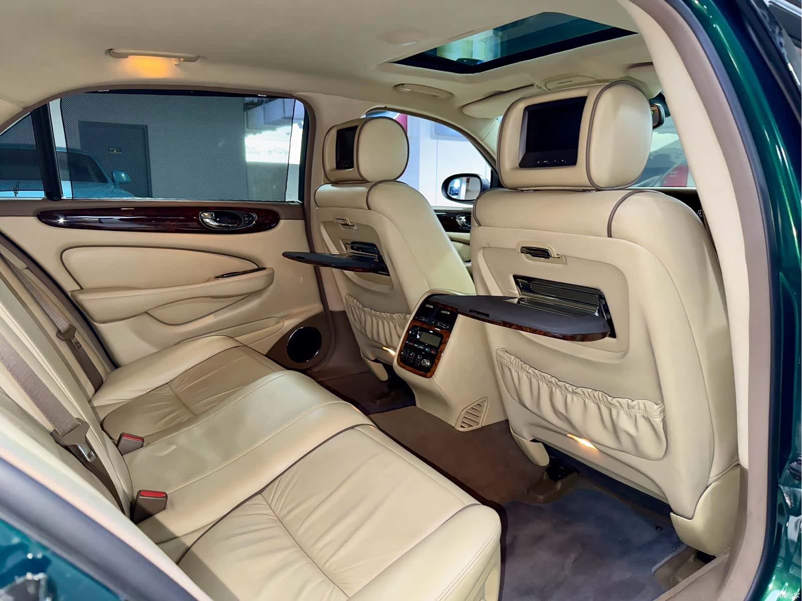 Jaguar XJ, 2006 20