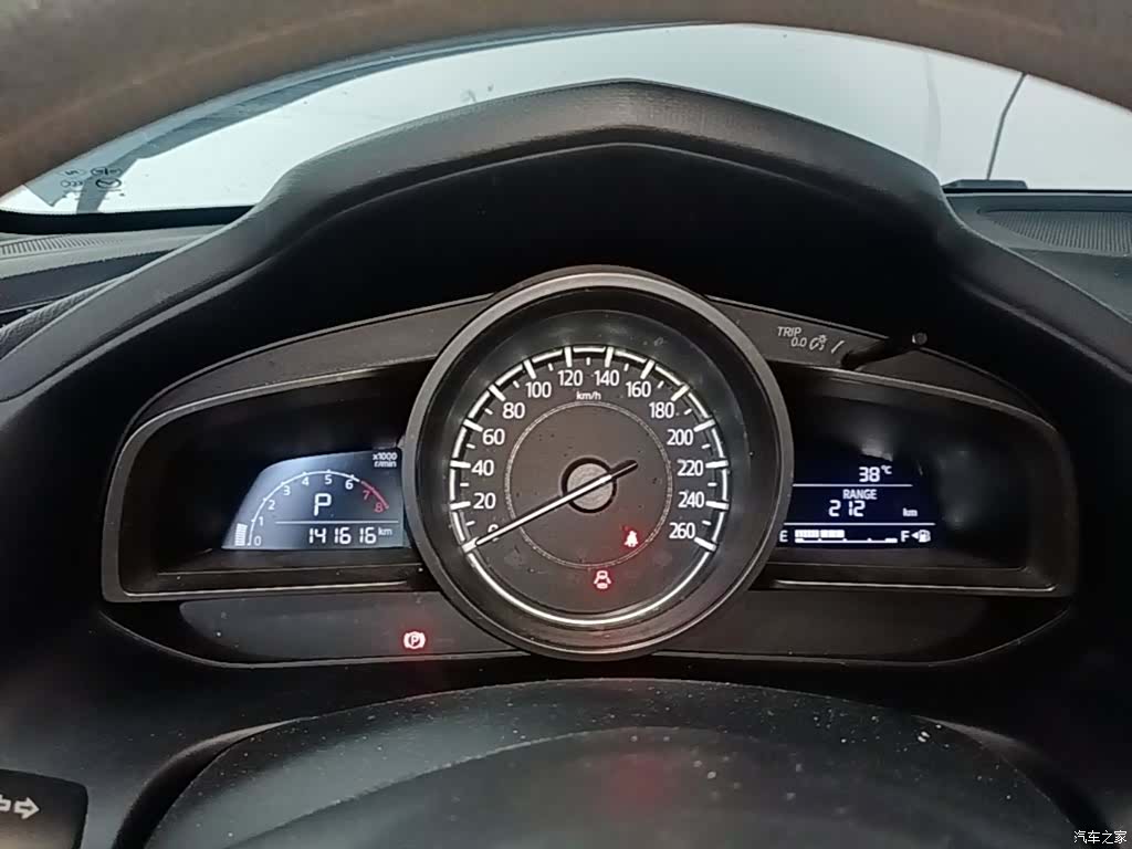Mazda CX-4, 2018 12