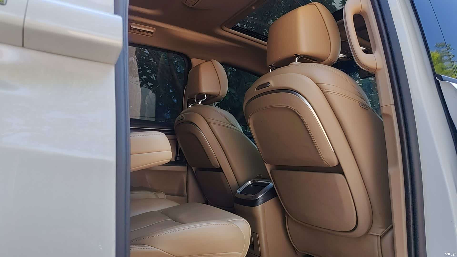 Buick GL8, 2021 7