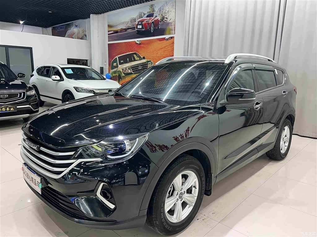 Jetour X70, 2023 1