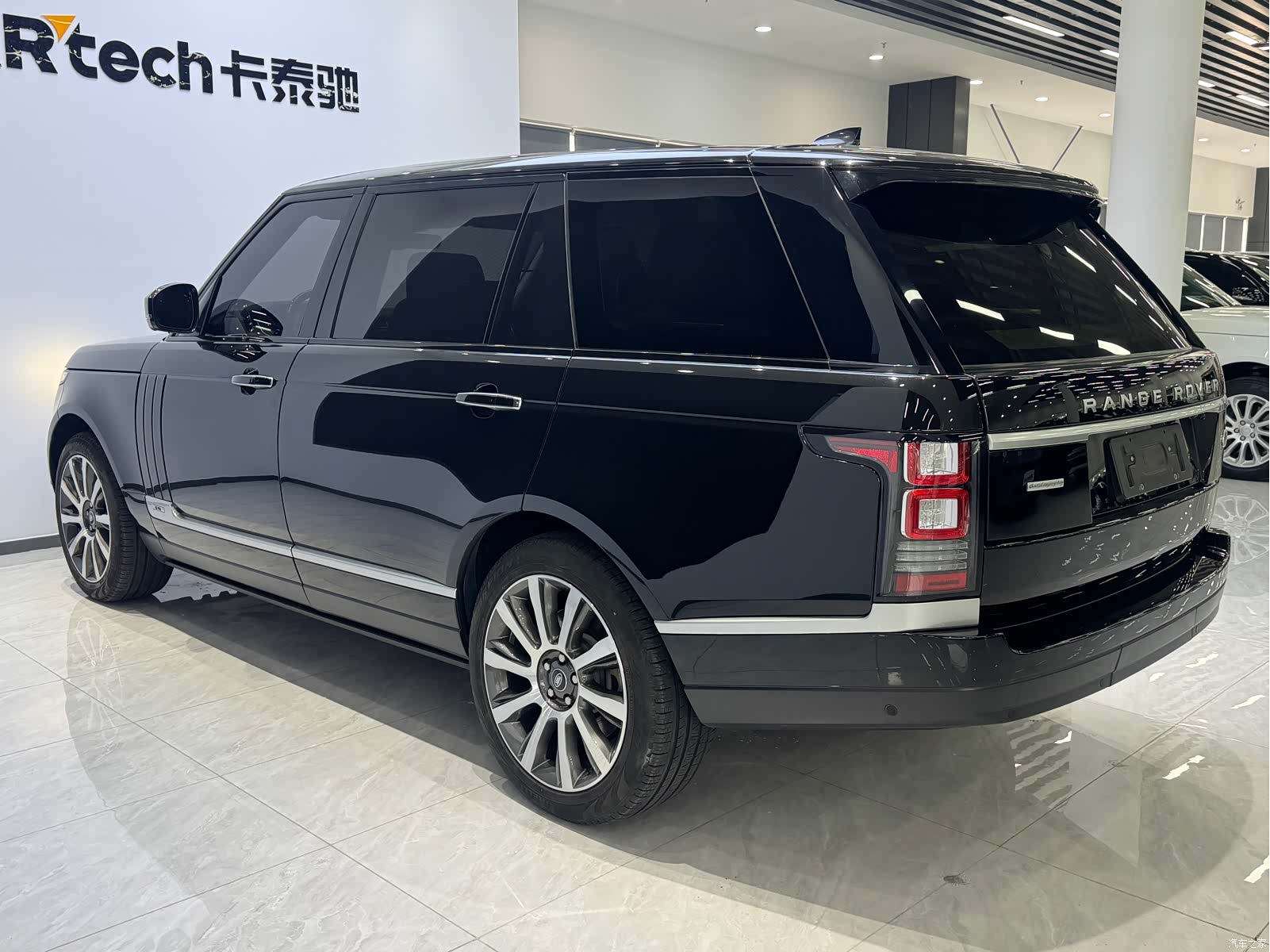 Land Rover Range Rover, 2018 все фото